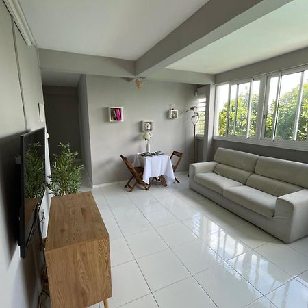 Appartement Lalau Avec Vue Sur La Mer Et Piscine Schoelcher Luaran gambar